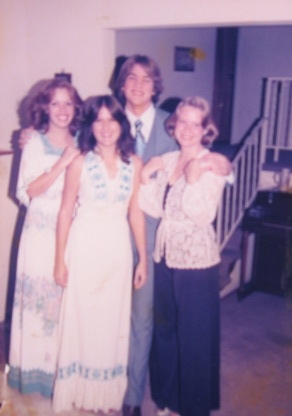 Gail, Hampton, me and ????

I think this is a homecoming pic